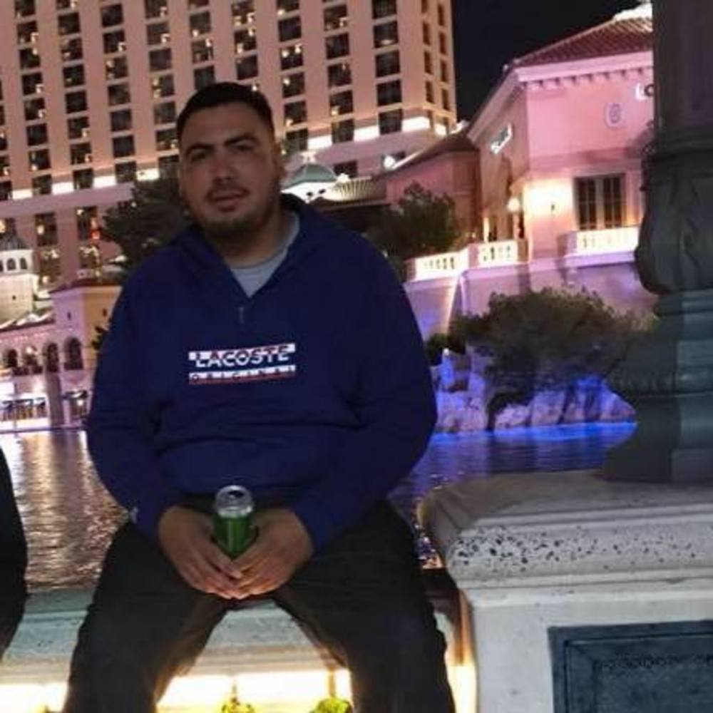 Meet your Posher, Edgardo